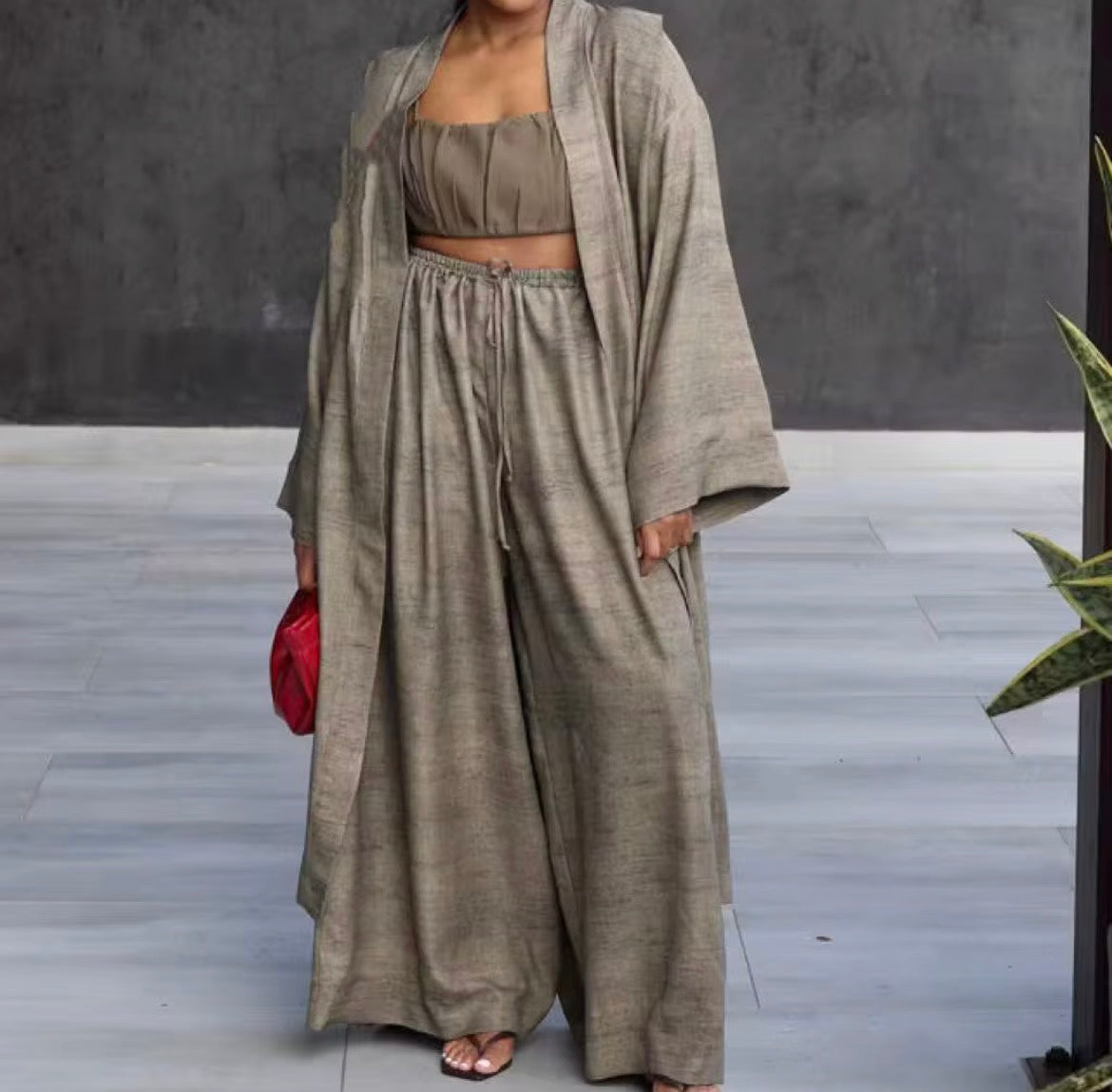 Conjunto 3 peças cardigam top calça