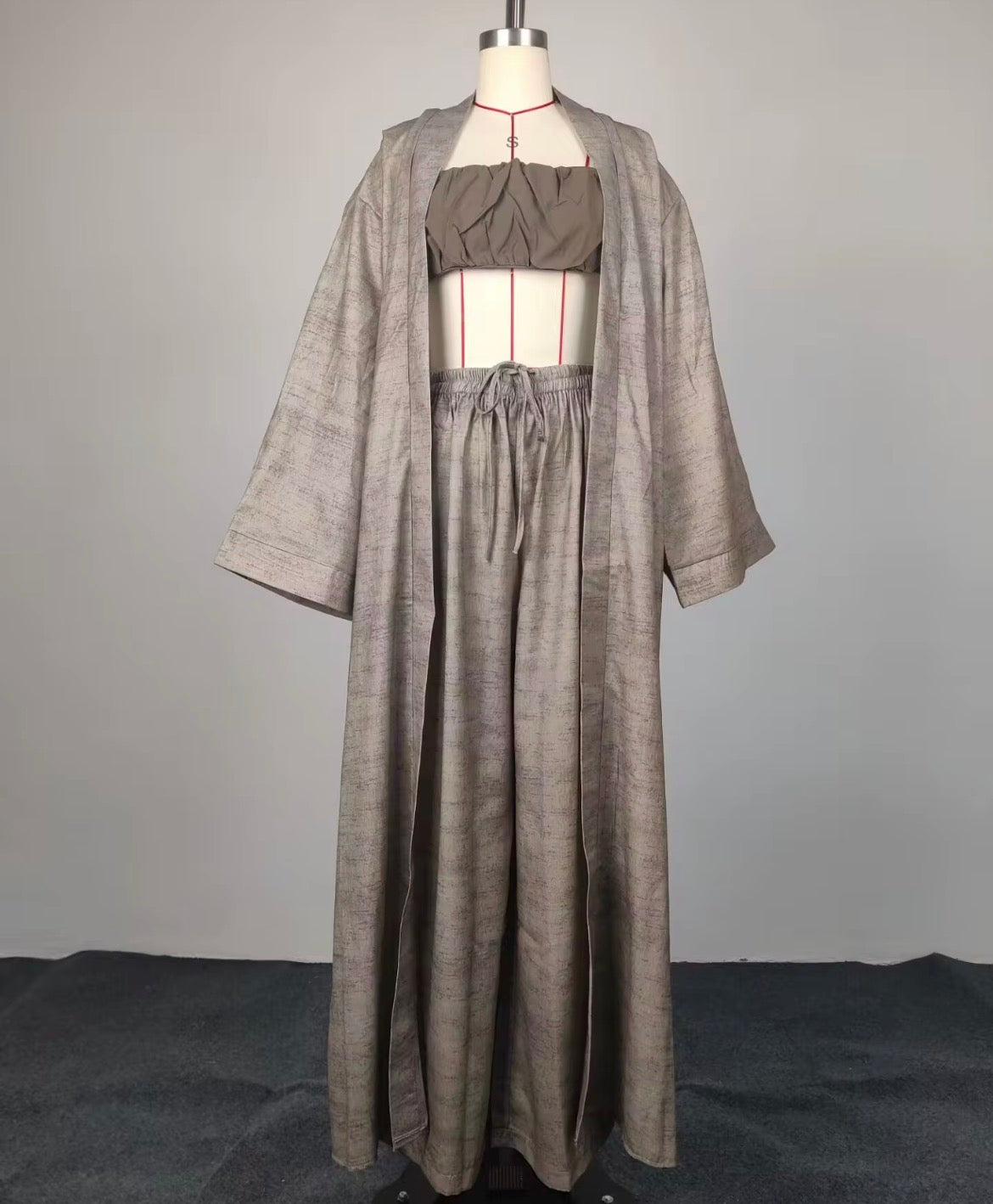 Conjunto 3 peças cardigam top calça