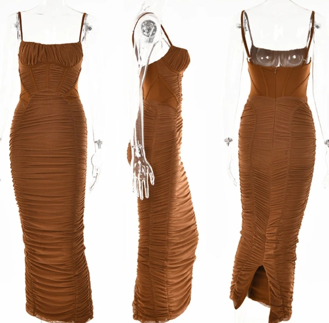 1823#  Vestido Bustier Franzido Em Malha Dividida atrás